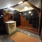Letní Domek, Koně, Lezecká Stěna, Fitness, Nově I Možnost Spaní Nad Hlavami Koní!!! * Cizkov