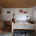 Apartmán Letní Domek, Koně, Lezecká Stěna, Fitness, Nově I Možnost Spaní Nad Hlavami Koní!!! *